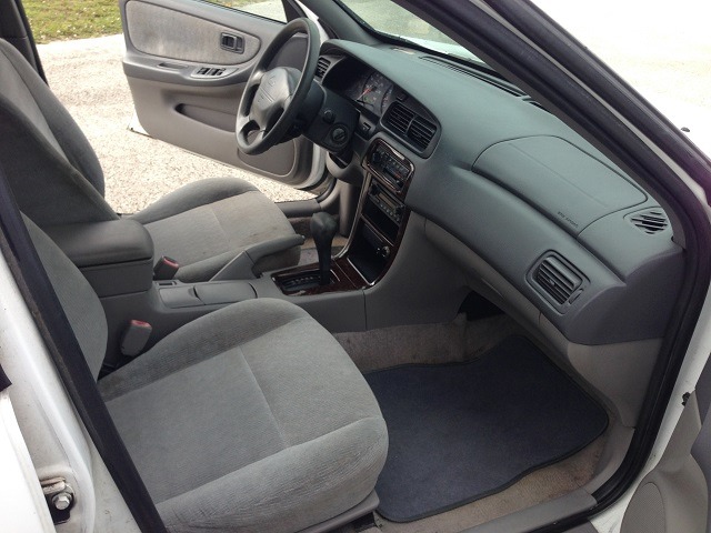 Nissan Altima 2001 photo 2