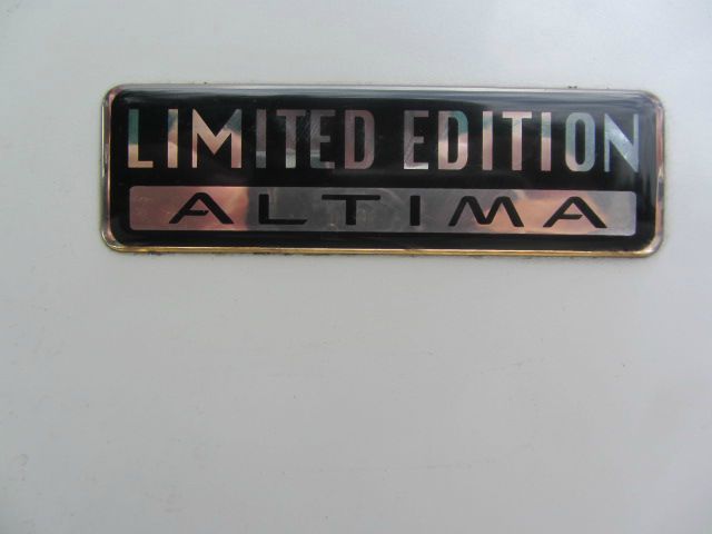 Nissan Altima 2001 photo 0