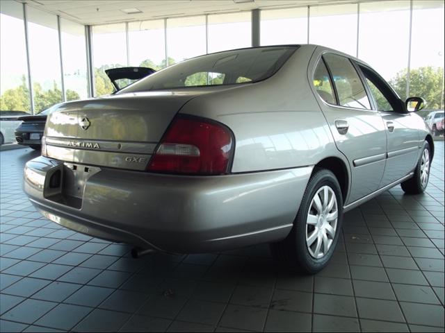 Nissan Altima 2001 photo 3