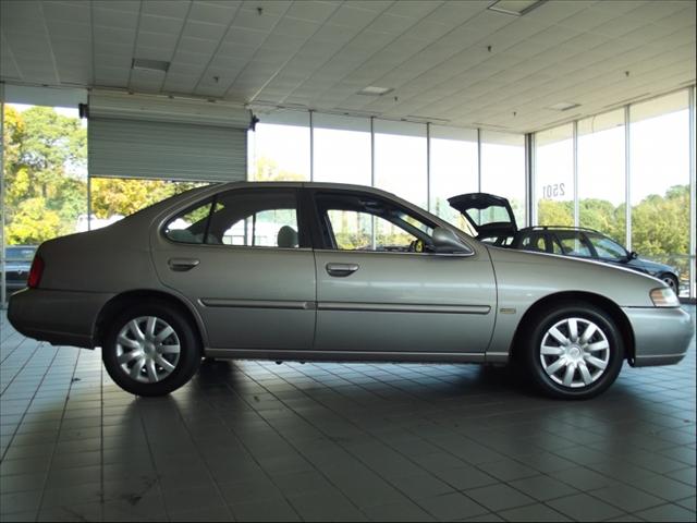 Nissan Altima 2001 photo 5
