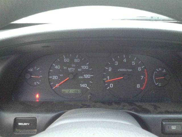 Nissan Altima 2001 photo 2