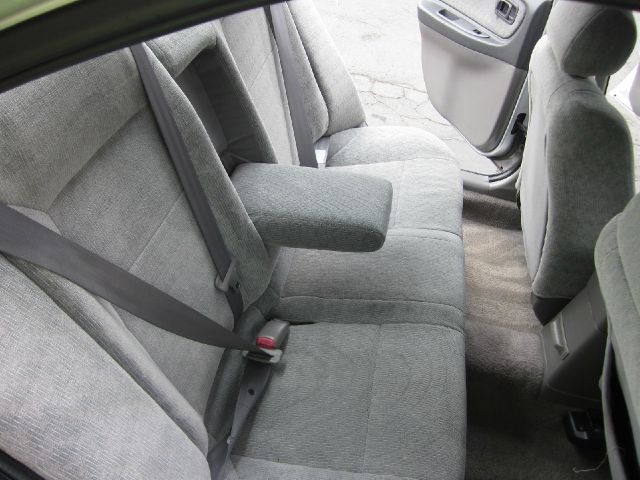 Nissan Altima 2001 photo 2