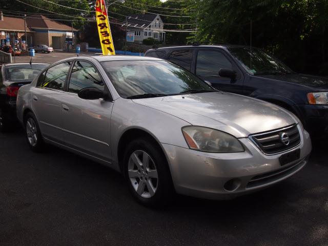Nissan Altima 2002 photo 1