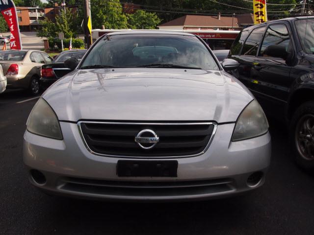 Nissan Altima 2002 photo 2