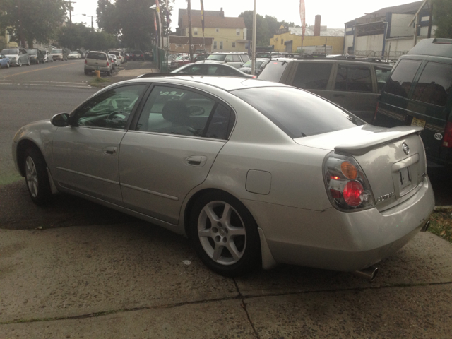 Nissan Altima 2002 photo 1