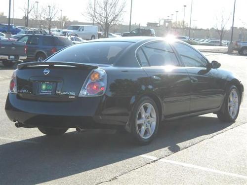 Nissan Altima 2002 photo 1