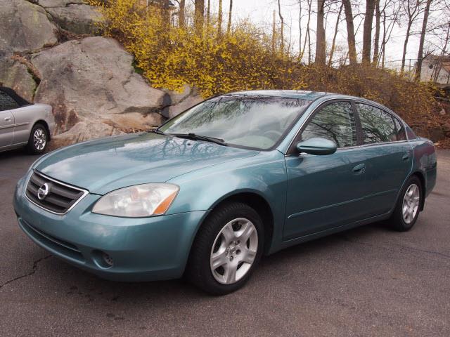 Nissan Altima 2002 photo 2