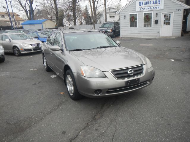 Nissan Altima 2002 photo 1