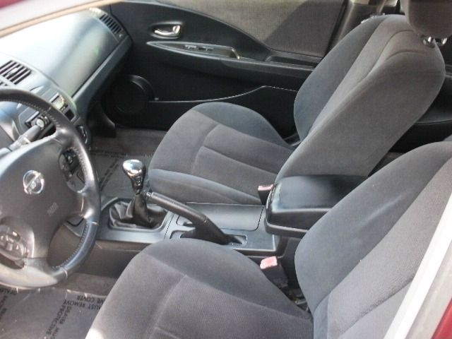 Nissan Altima 2002 photo 1