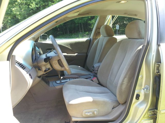Nissan Altima 2002 photo 3