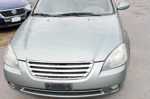 Nissan Altima 2002 photo 4