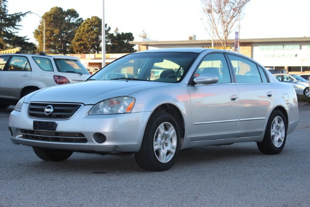 Nissan Altima 2002 photo 3