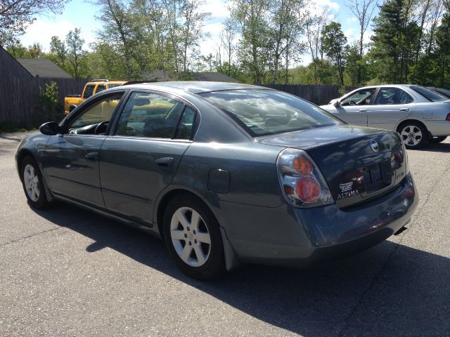 Nissan Altima 2002 photo 4