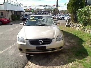 Nissan Altima XR Sedan