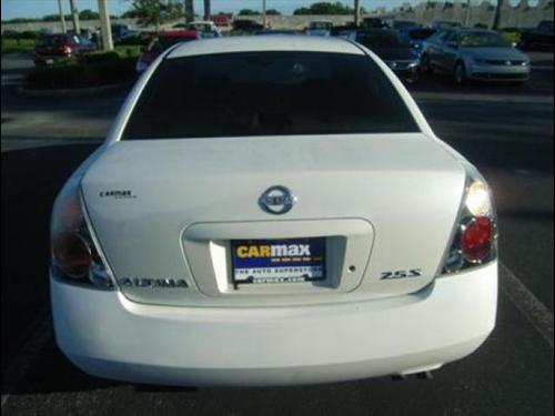 Nissan Altima 2002 photo 3