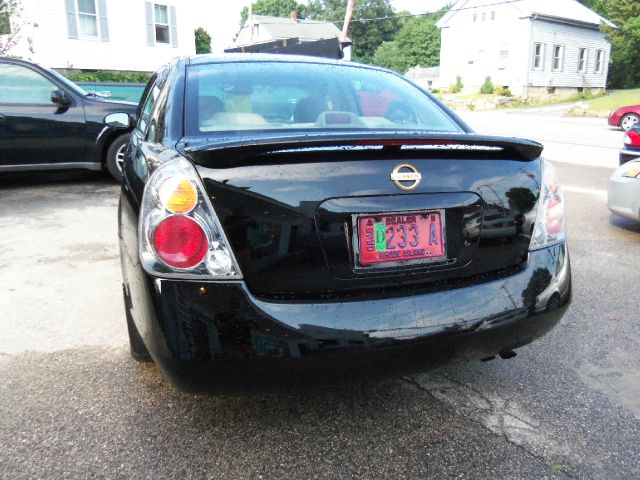 Nissan Altima 2002 photo 4