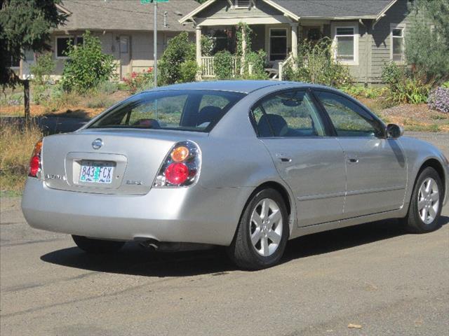 Nissan Altima Unknown Sedan