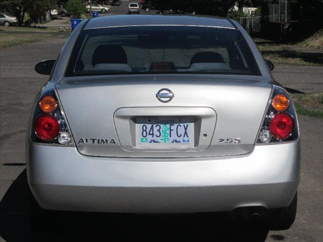 Nissan Altima 2002 photo 1