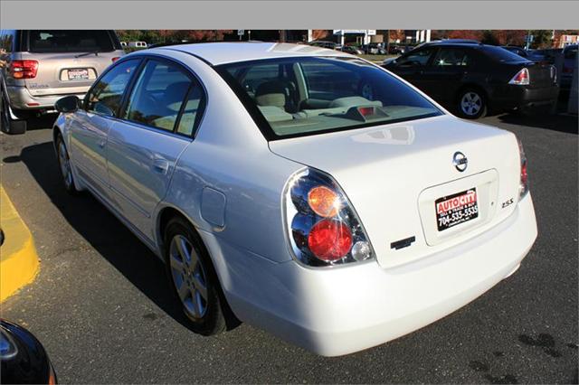 Nissan Altima 2002 photo 2