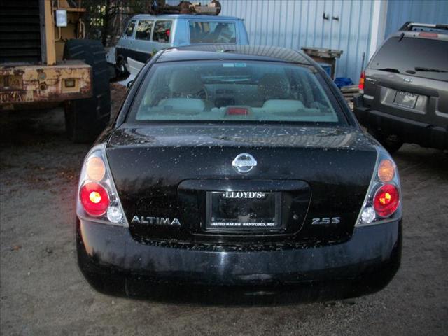 Nissan Altima 2002 photo 3