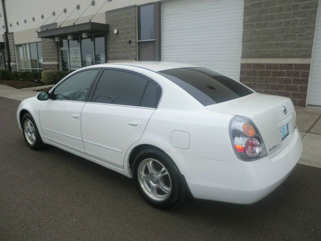 Nissan Altima 2002 photo 3