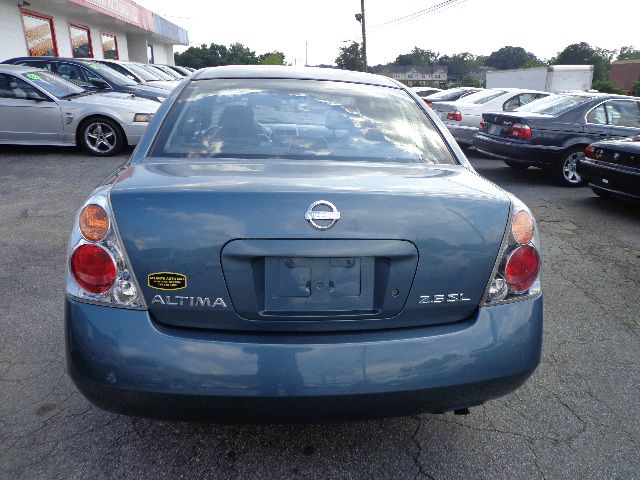 Nissan Altima 2002 photo 2