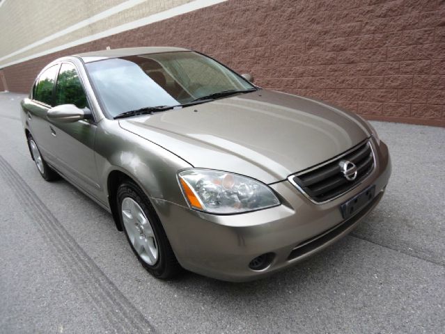 Nissan Altima 2002 photo 1