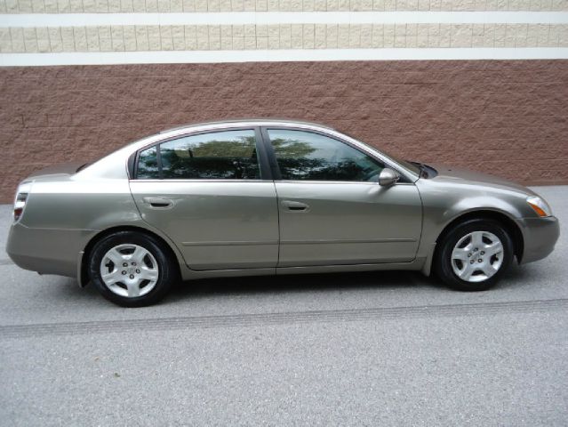 Nissan Altima 2002 photo 4
