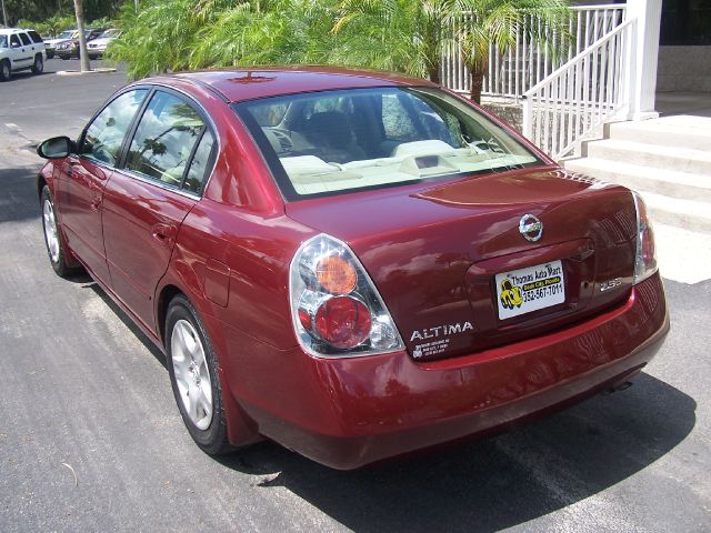 Nissan Altima 2002 photo 1