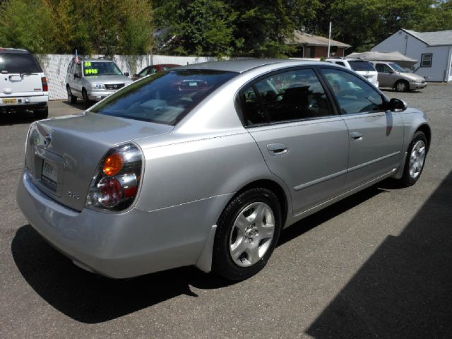 Nissan Altima 2002 photo 2