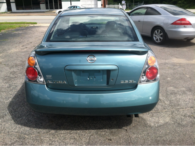 Nissan Altima 2002 photo 1