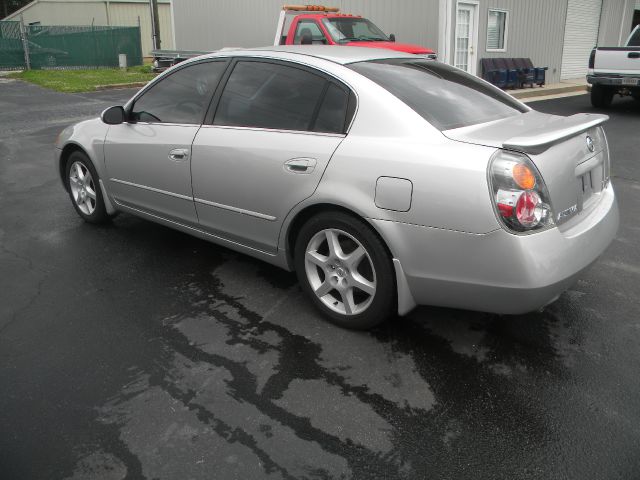 Nissan Altima 2002 photo 4