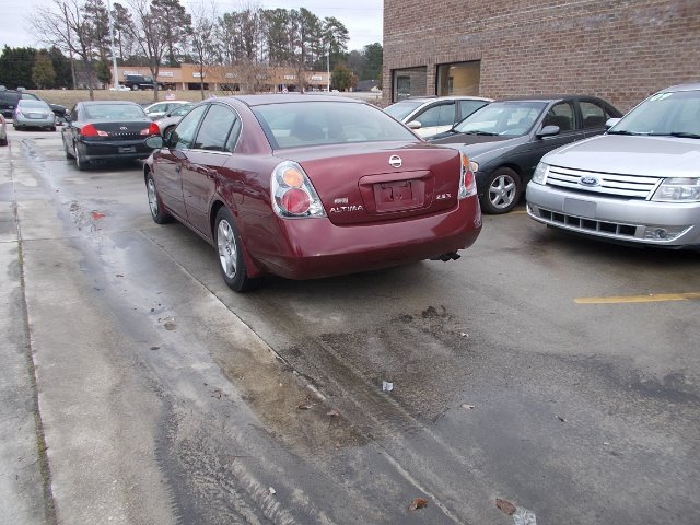Nissan Altima 2002 photo 2