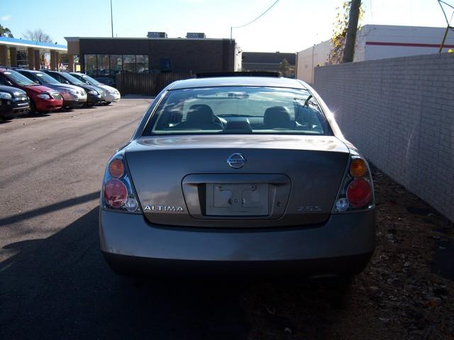 Nissan Altima 2002 photo 4