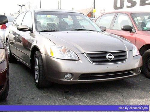 Nissan Altima 2002 photo 4