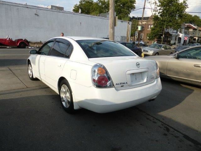 Nissan Altima 2002 photo 3