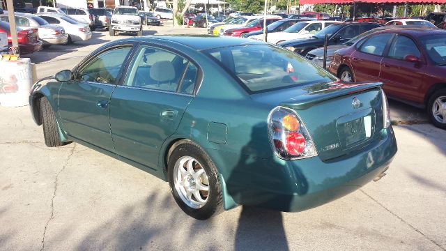 Nissan Altima 2002 photo 2