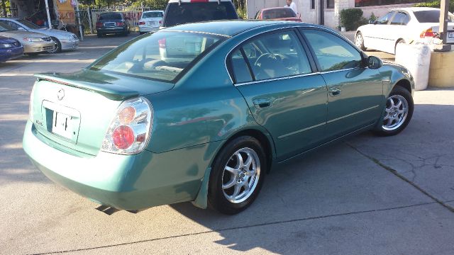 Nissan Altima 2002 photo 3