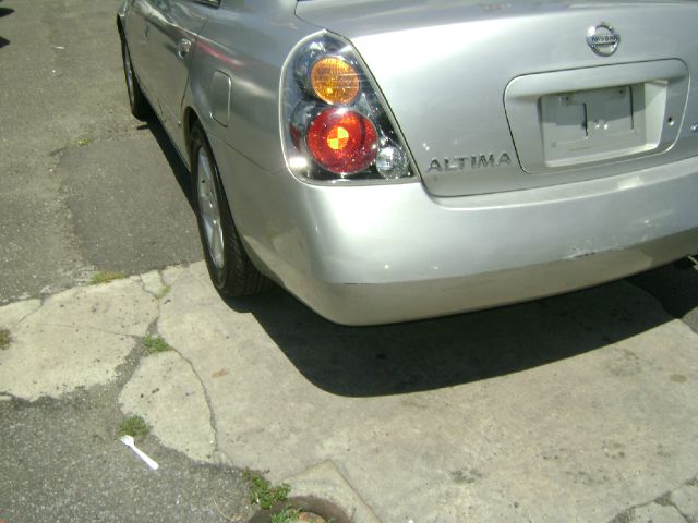 Nissan Altima 2002 photo 4