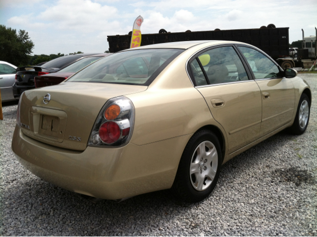 Nissan Altima 2002 photo 4