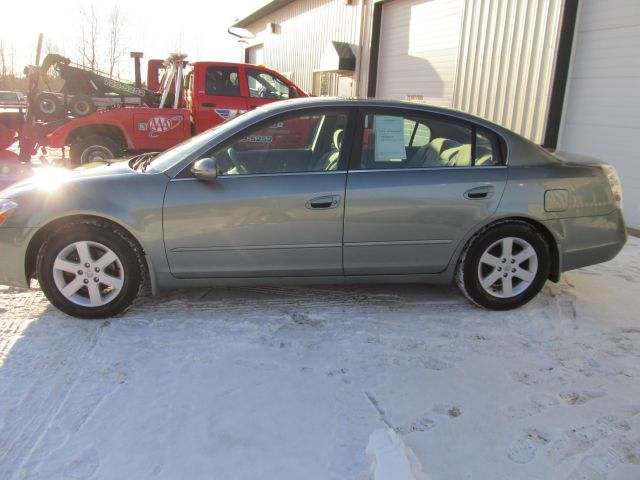 Nissan Altima 2002 photo 3