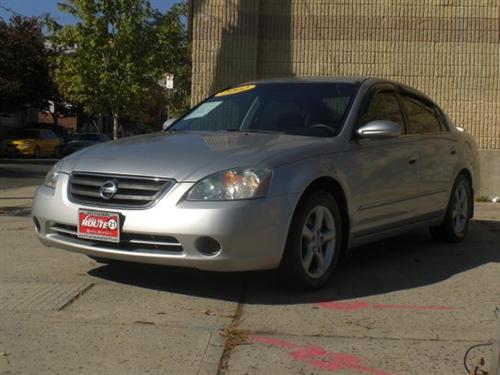 Nissan Altima 2002 photo 1