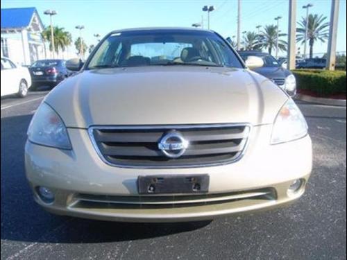 Nissan Altima 2002 photo 1