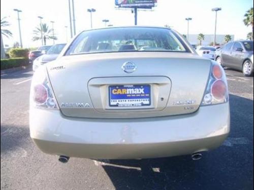Nissan Altima 2002 photo 3