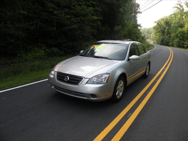 Nissan Altima 2002 photo 1