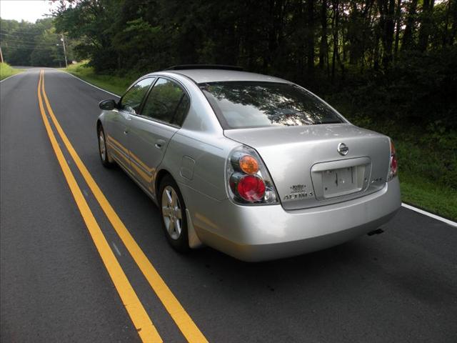 Nissan Altima 2002 photo 2