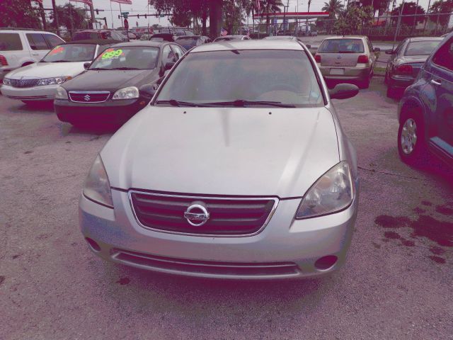 Nissan Altima 2003 photo 1