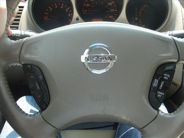 Nissan Altima 2003 photo 11
