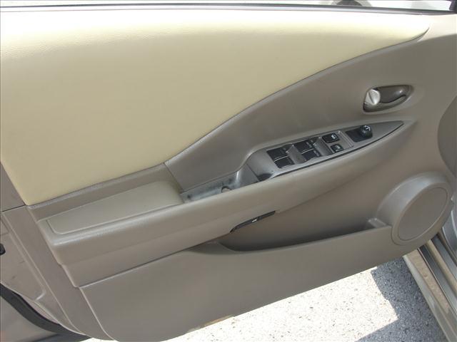 Nissan Altima 2003 photo 21
