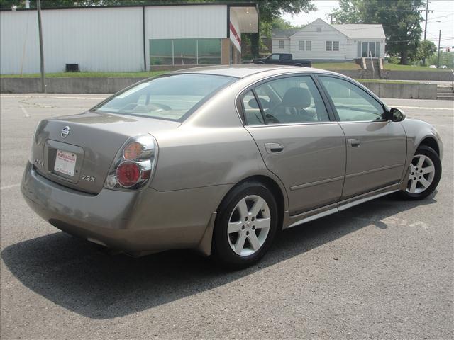 Nissan Altima 2003 photo 9
